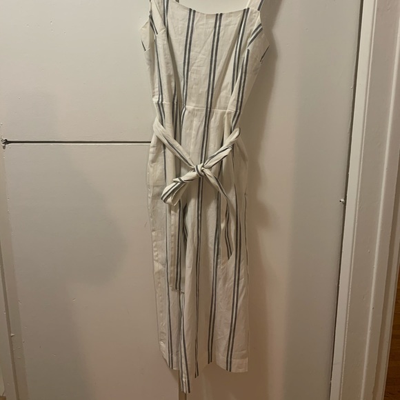Gap linen striped jumpsuit size 2 - Picture 2 of 8